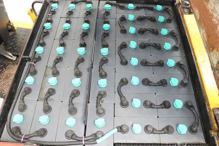 Carrelli elettrici 4 ruote 1990  Yale ERC25AGE (5)