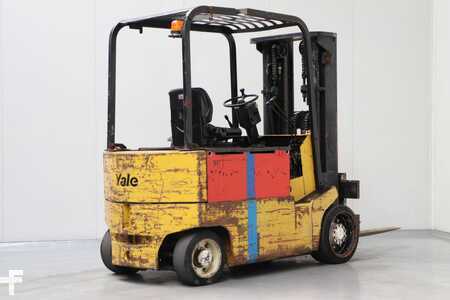 Carrelli elettrici 4 ruote 1990  Yale ERC40AKE (2)