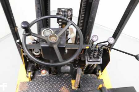 Carrelli elettrici 4 ruote 1991  Yale ERC25AGE (3)