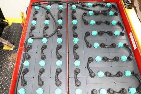 Carrelli elettrici 4 ruote 1991  Yale ERC25AGE (5)