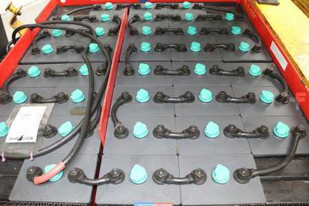 Carrelli elettrici 4 ruote 2000  Yale ERC50AKE (5)