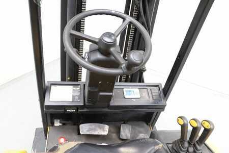 Carrelli elettrici 4 ruote 1999  Yale ERC25AGF (3)