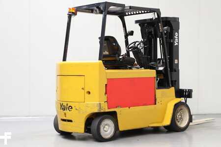 Carrelli elettrici 4 ruote 2012  Yale ERC45HG (2)