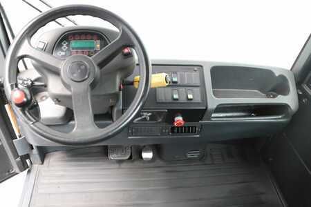 Schlepper 2015  Still R07-25 (3)