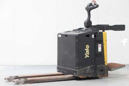 Transpaleta eléctrica 2020  Yale MP20X (1)