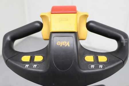 Transpaleta eléctrica 2011  Yale MP20X (3)