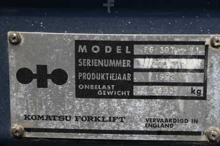 Treibgasstapler 1992  Komatsu FG30T-11 (2)