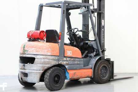 Treibgasstapler 1997  Toyota 02-6FGF30 (2)