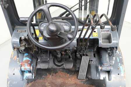 Treibgasstapler 1997  Toyota 02-6FGF30 (3)