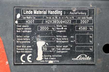Carretilla elevadora GLP 2007  Linde H30T (4)