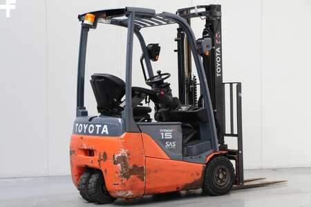 3-wiel elektrische heftrucks 2013  Toyota 8FBET15 (2)