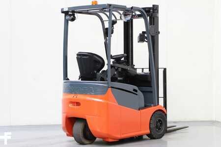 3-wiel elektrische heftrucks 2017  Toyota 7FBEST13 (2)