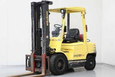 Wózki gazowe 2003  Hyster H3.00XM (1)