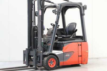 3-wiel elektrische heftrucks 2018  Linde E16C-02 (1)