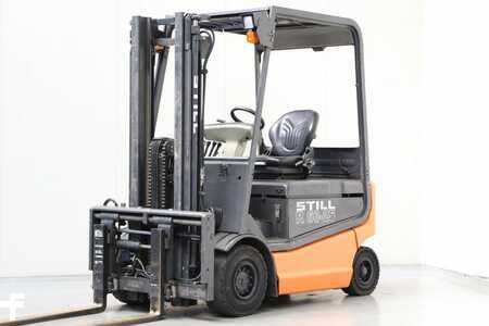 Carrelli elettrici 4 ruote 2002  Still R60-25 (1)