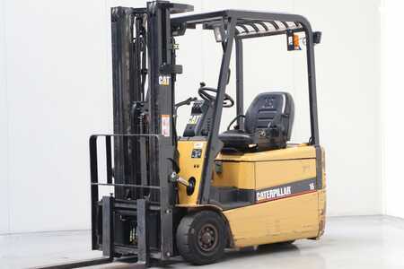 El Truck - 3-hjul 2004  CAT Lift Trucks EP16KT (1)