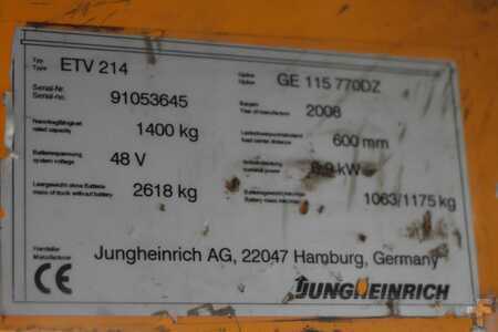 Schubmaststapler 2008  Jungheinrich ETV 214 (4)