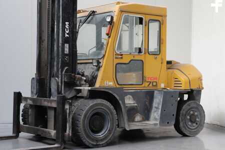 Diesel Forklifts 2013  TCM FD70-2 (1)