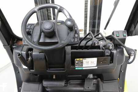 Dieselový VZV 2014  Yale GDP35VX (3)