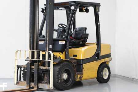 Diesel truck 2015  Yale GDP35VX (1)