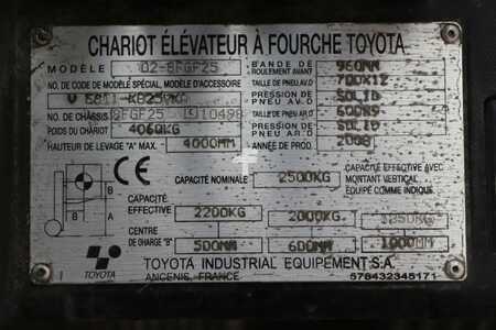 Empilhador a gás 2008  Toyota 02-8FGF25 (4)