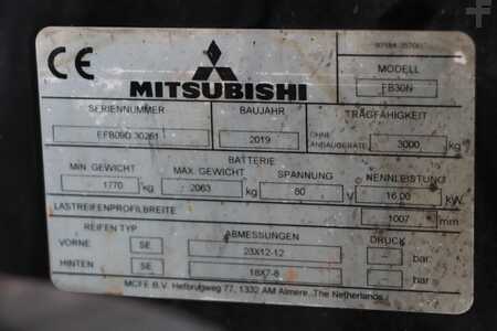 El truck - 4 hjulet 2019  Mitsubishi FB30N (4)