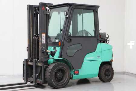 Empilhador a gás 2018  Mitsubishi FG30NT (1)