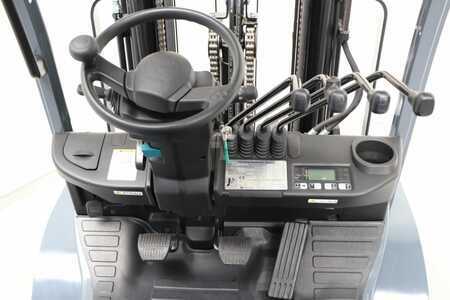 Dieseltrukki 2022  Toyota 52-8FDF25 (3)