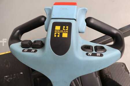 Pallet Stackers 2008  Hyster S1.5S (3)