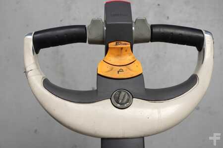 Stacker pedestre 2020  Crown WF 3000-1.2 TL (3)