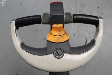 Nízkozdvižný vozík 2020  Crown WP 3020 (3)