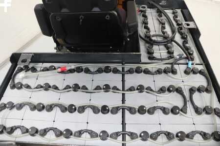 Elektro čtyřkolový VZV 1998  Carer R40CL (5)