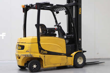 Sähkö - 4 pyör 2016  Yale ERP35VL (2)