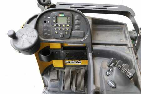 Carretilla retráctil 2017  Yale MR20HD (3)