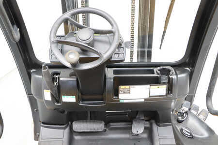 LPG VZV 2020  Yale GLP25VX (3)