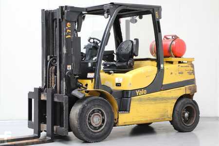 Treibgasstapler 2020  Yale GLP45VX6 (1)