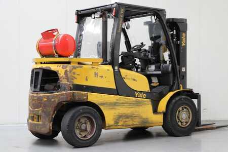 Treibgasstapler 2020  Yale GLP45VX6 (2)