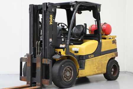 Treibgasstapler 2020  Yale GLP45VX6 (1)