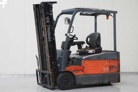 Sähkö - 3 pyör 2004  Toyota 7FBEF18 (1)