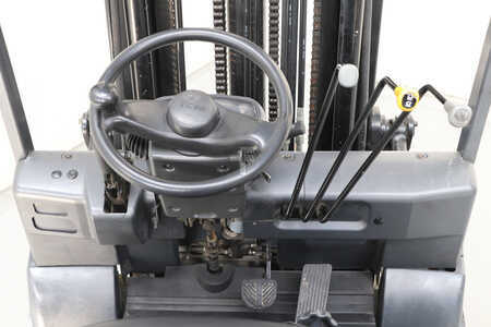 Elektro čtyřkolový VZV 2012  TCM FB25-7 (3)