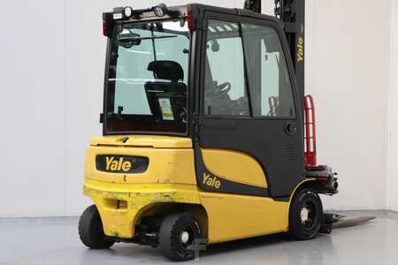 Elektro 4 Rad 2018  Yale ERP30VL (2)