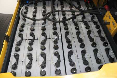 Elektro 4 Rad 2018  Yale ERP30VL (5)