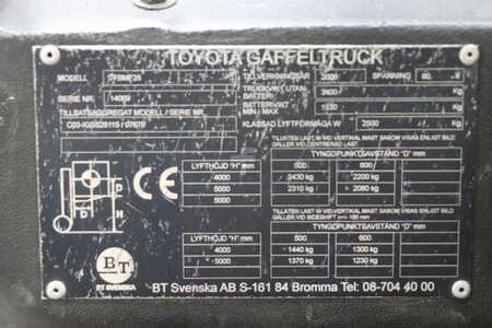 Chariots électriques à 4 roues 2006  Toyota 7FBMF25 (2)