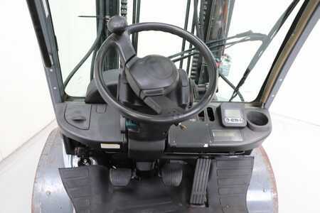 Chariots élévateurs diesel 2009  Toyota 52-8FDJF35 (3)