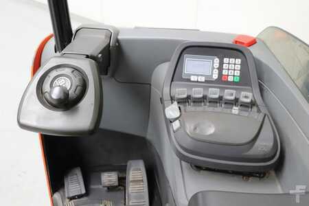 Reach Truck 2009  BT RRE160E (3)