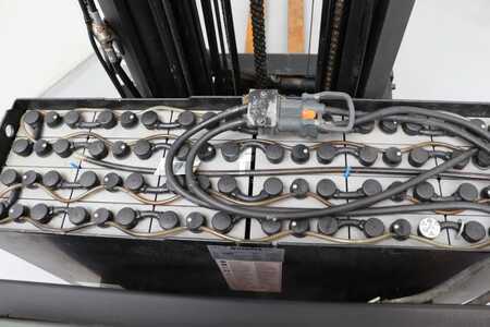 Reach Truck 2009  BT RRE160E (6)