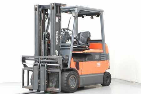 Elektro čtyřkolový VZV 2011  Toyota 7FBMF30 (1)