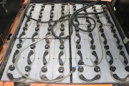 Elektro čtyřkolový VZV 2011  Toyota 7FBMF30 (5)