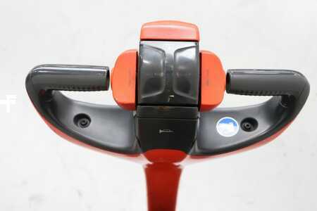 Porta-paletes elétrico 2020  Linde T16 (3)