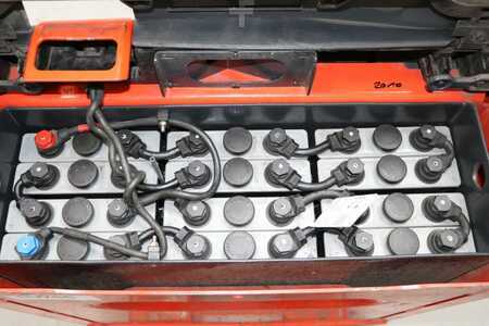 Porta-paletes elétrico 2020  Linde T16 (4)